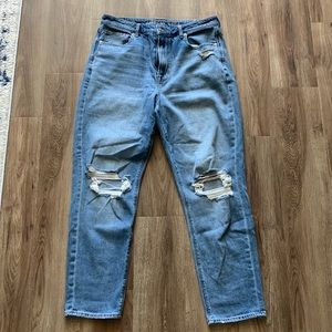 American Eagle Mom Jeans